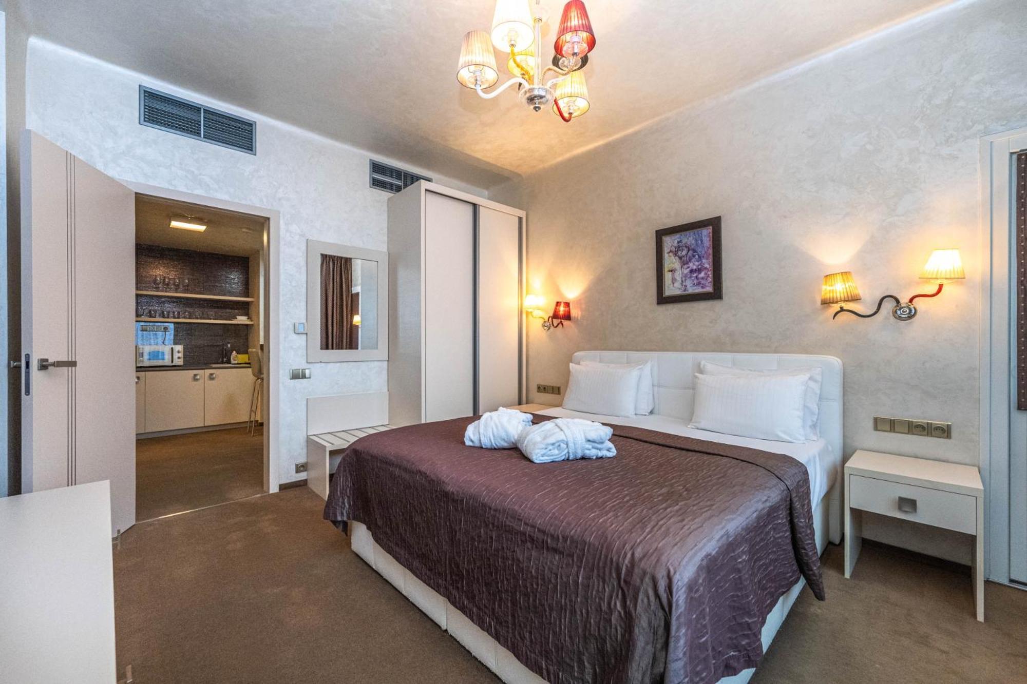 Luxury Two-Bedroom Suite Balcony