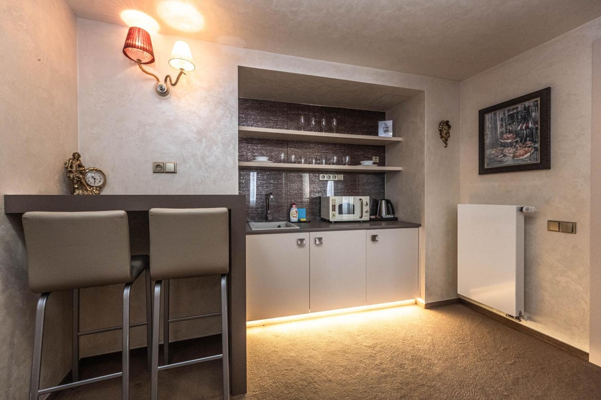 Luxury Two-Bedroom Suite Balcony