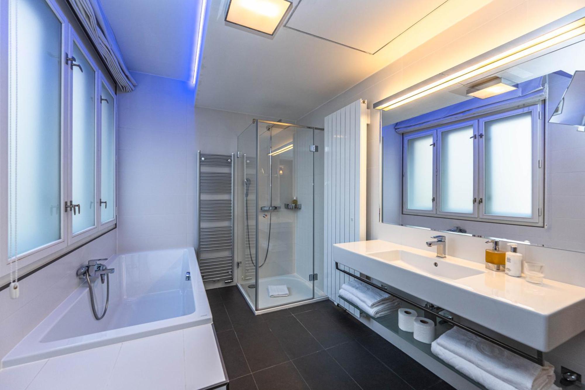 Romantic Suite View